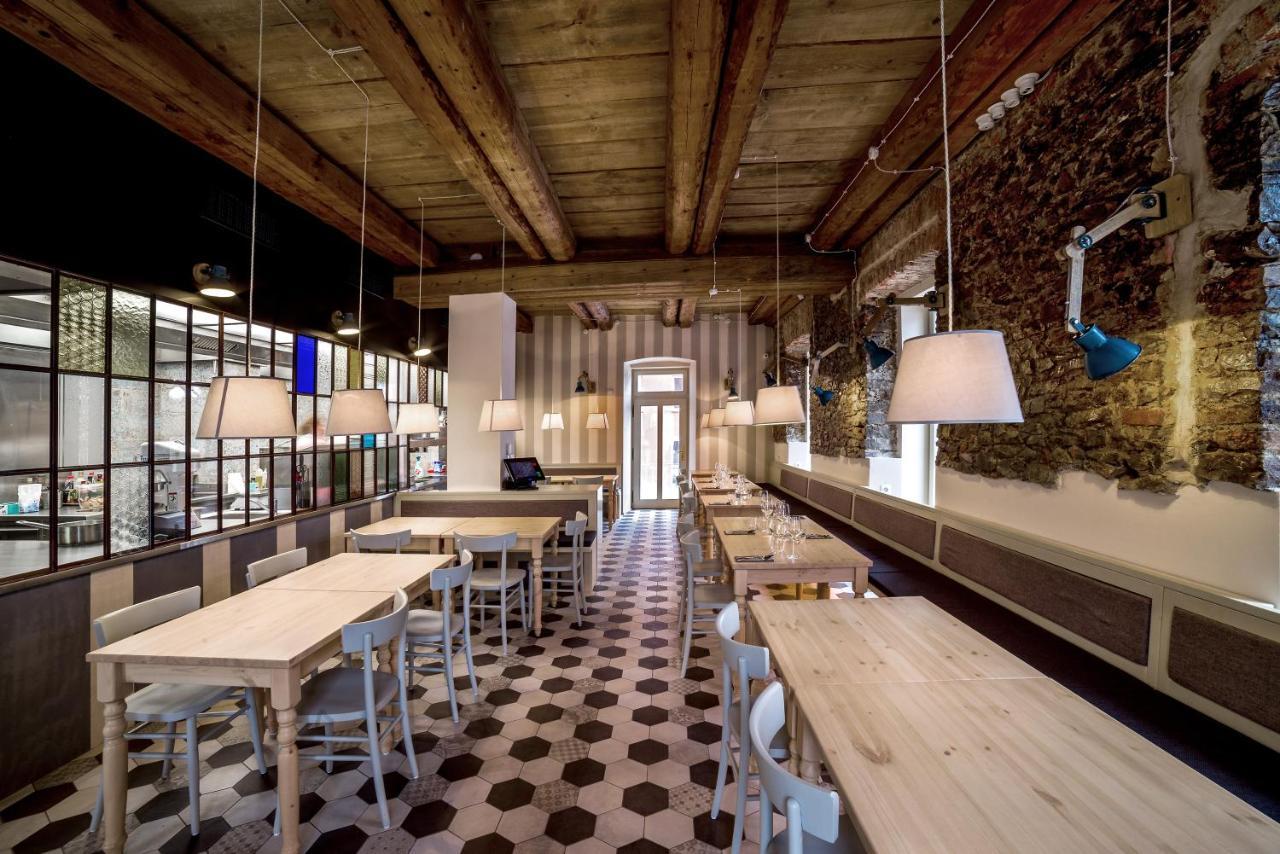 Boutique Hotel Corso Revnice Bagian luar foto