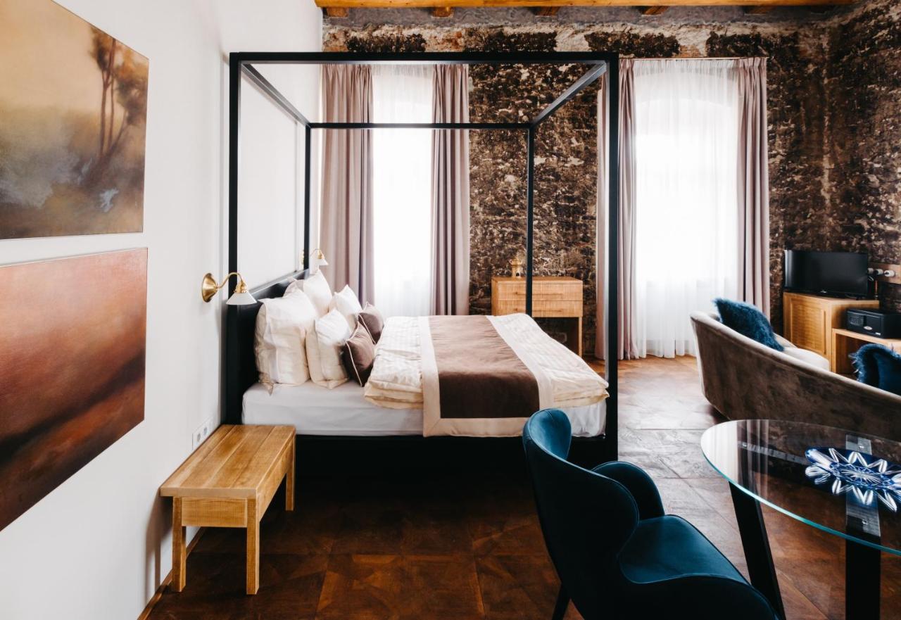 Boutique Hotel Corso Revnice Bagian luar foto