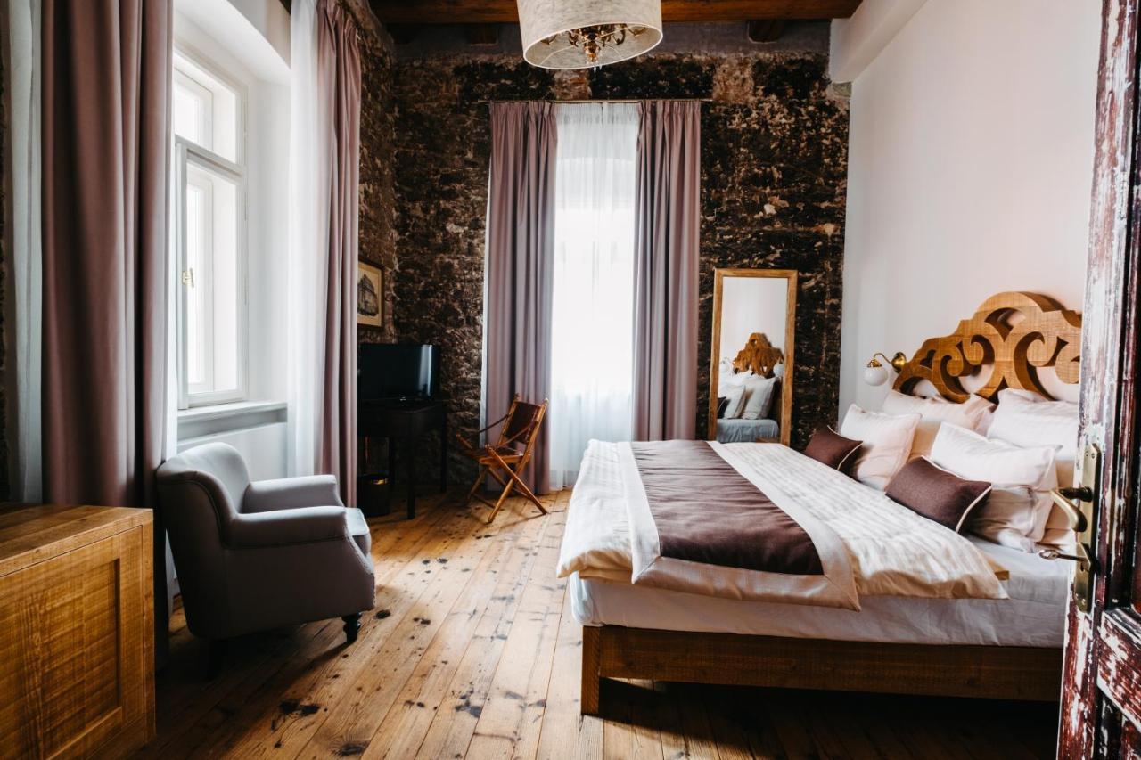 Boutique Hotel Corso Revnice Bagian luar foto